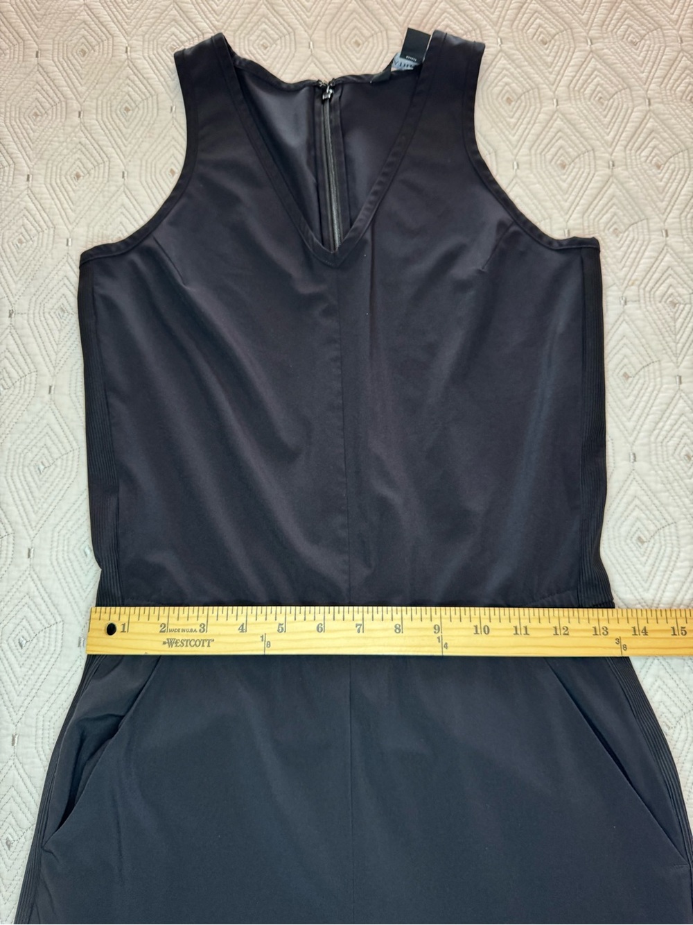 Athleta Brooklyn Jumpsuit Black Sleeveless V-Neck Travel Pants Size 2 - Picture 10 of 15